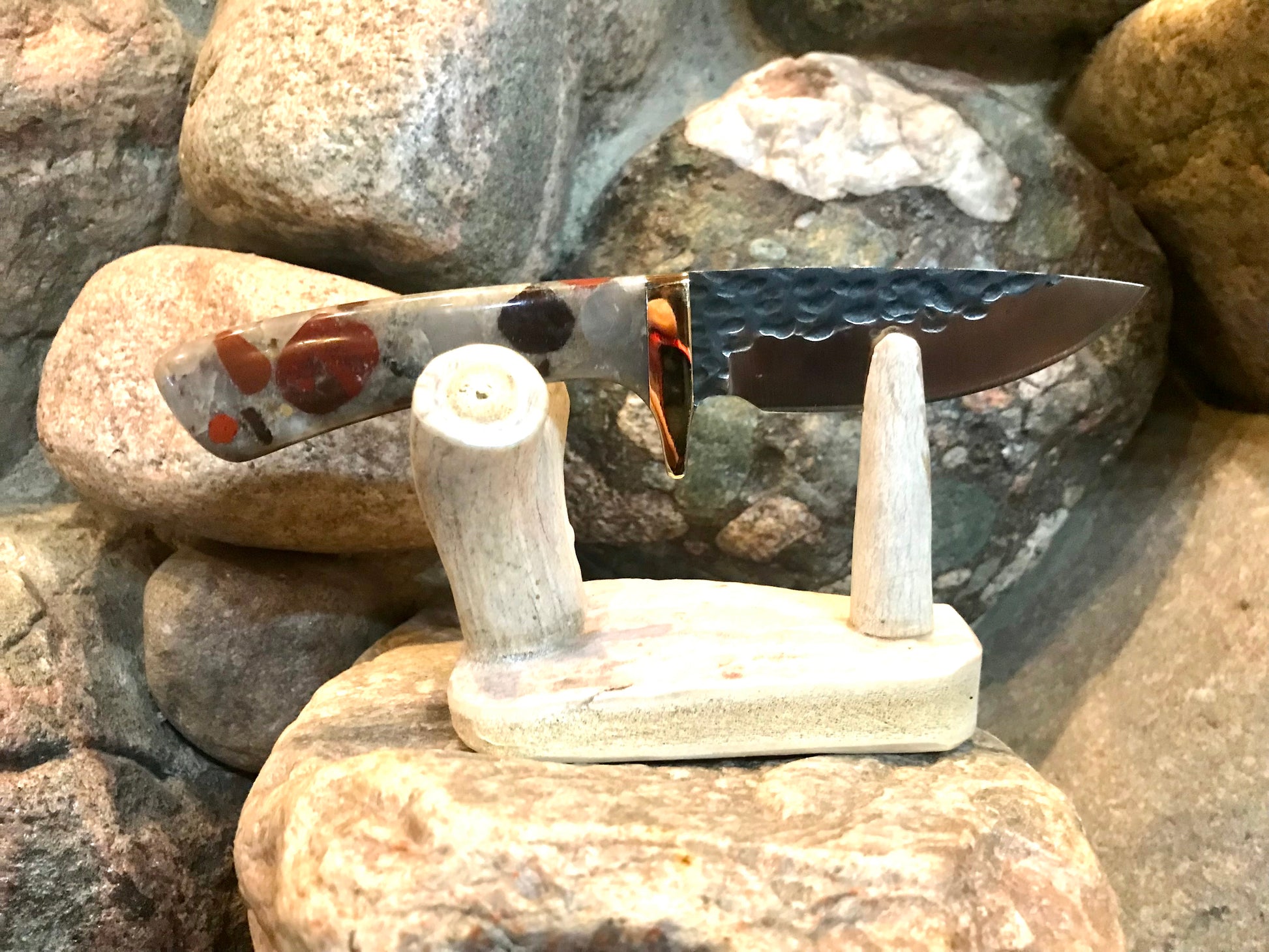 HAMMERED DROP POINT KNIFE