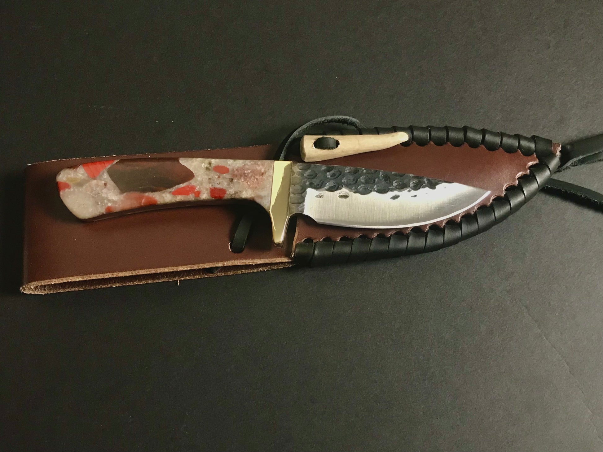 HAMMERED DROP POINT KNIFE