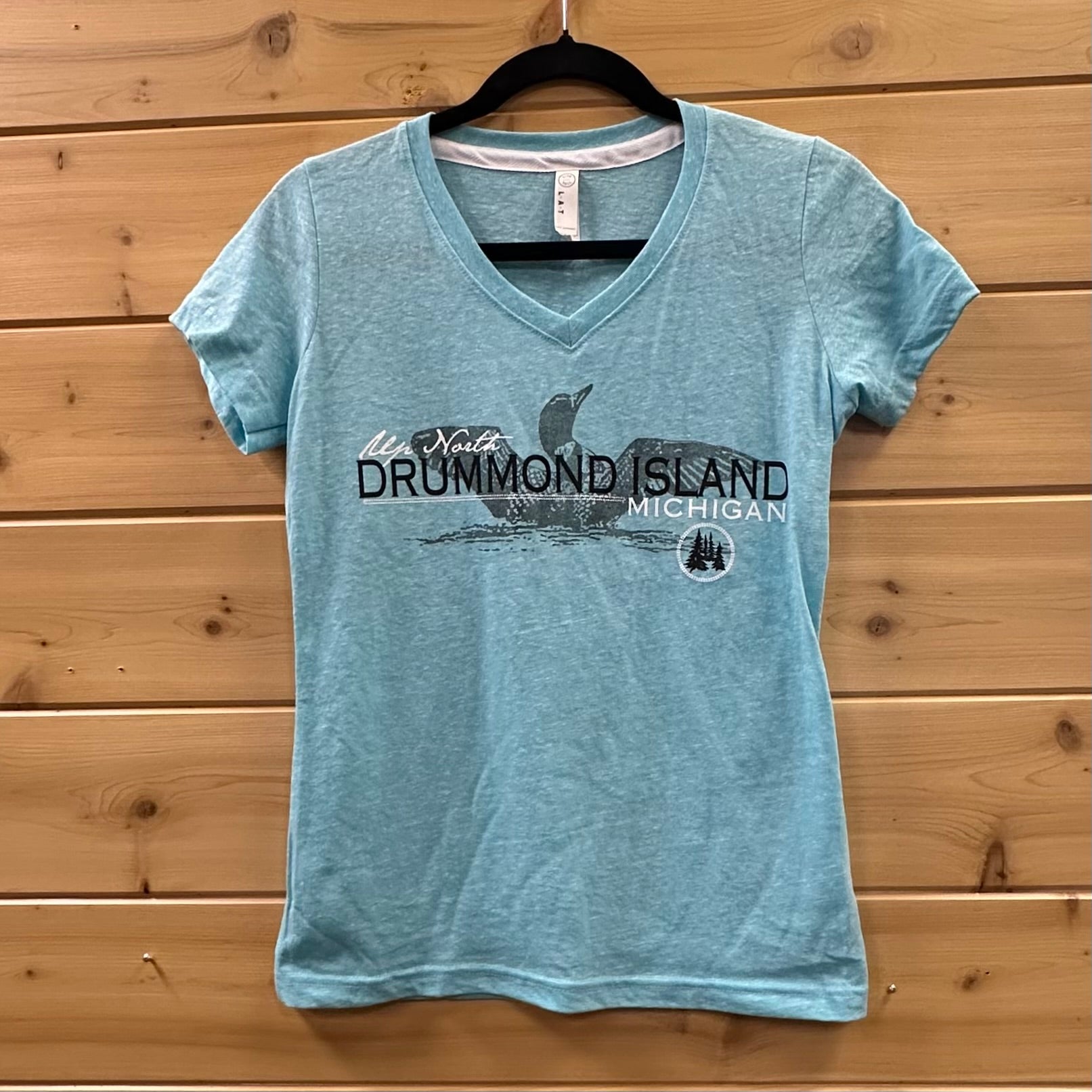 Loon V neck Caribbean