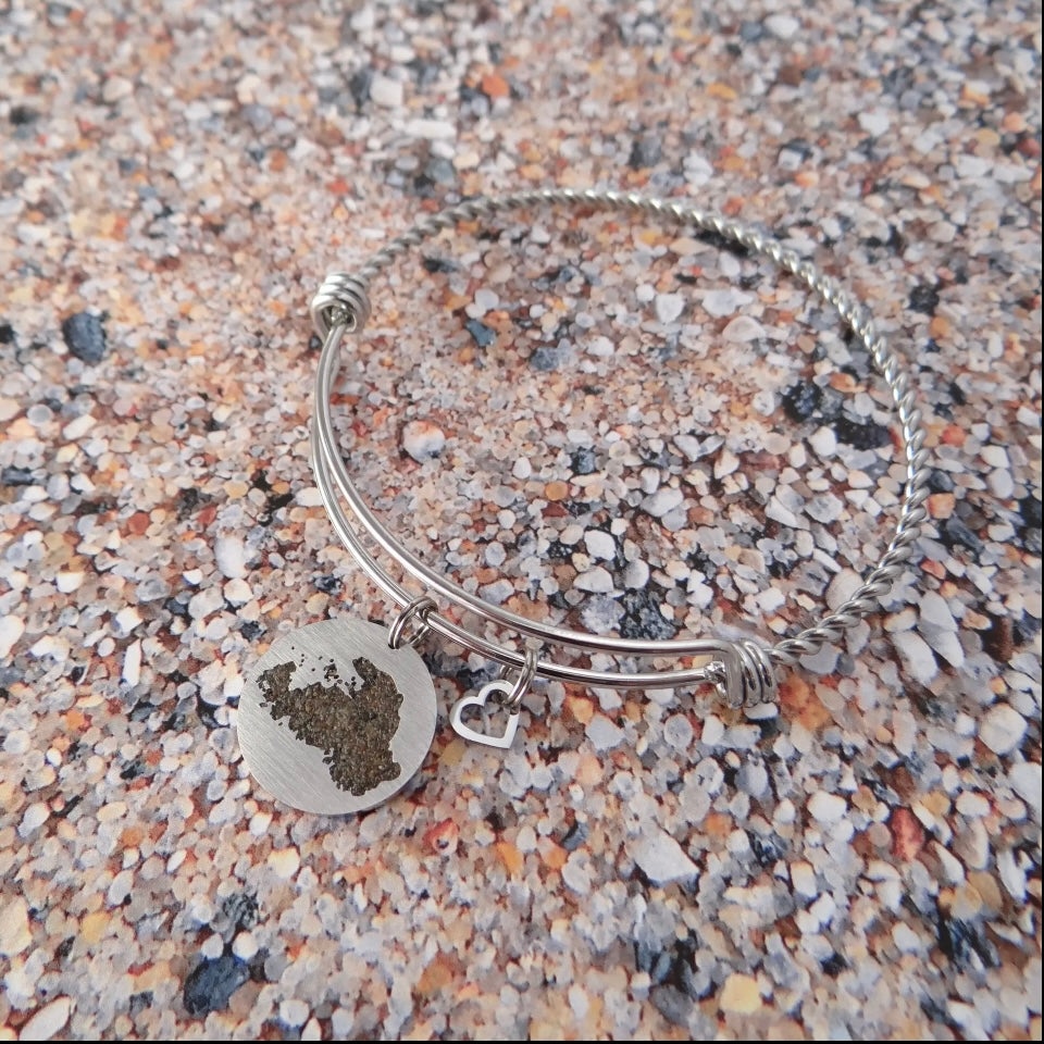DI Sand Cutout Bracelet