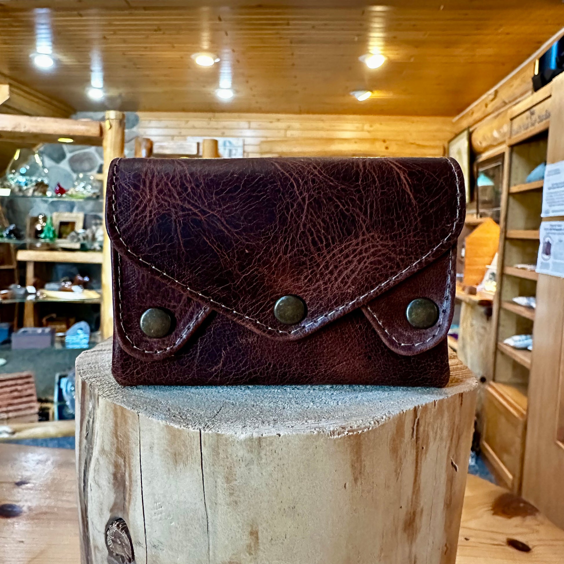 SMALL BROWN LEATHER ACCORDION WALLET
