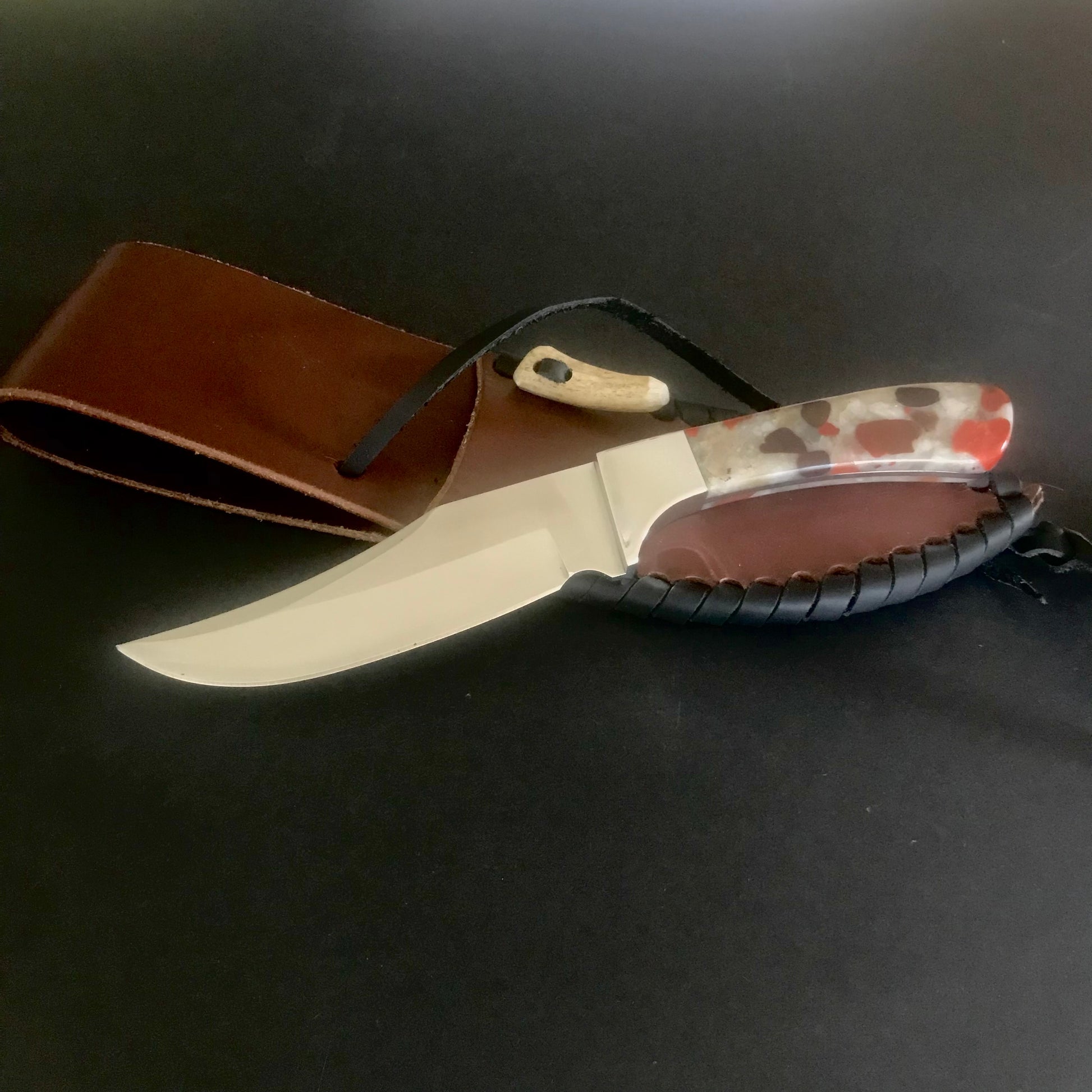 HUNTING KNIFE