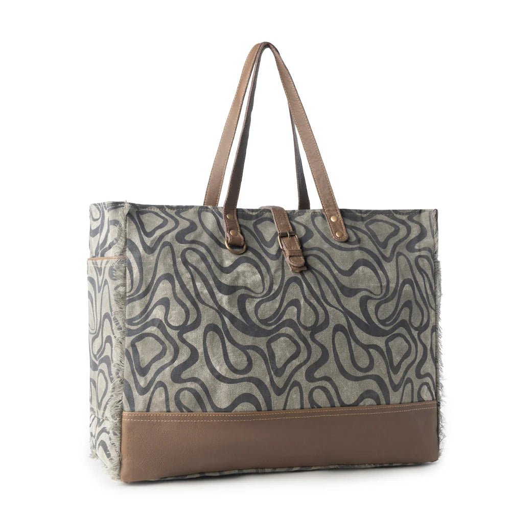 RIVERBED TRAIL WEEKENDER BAG