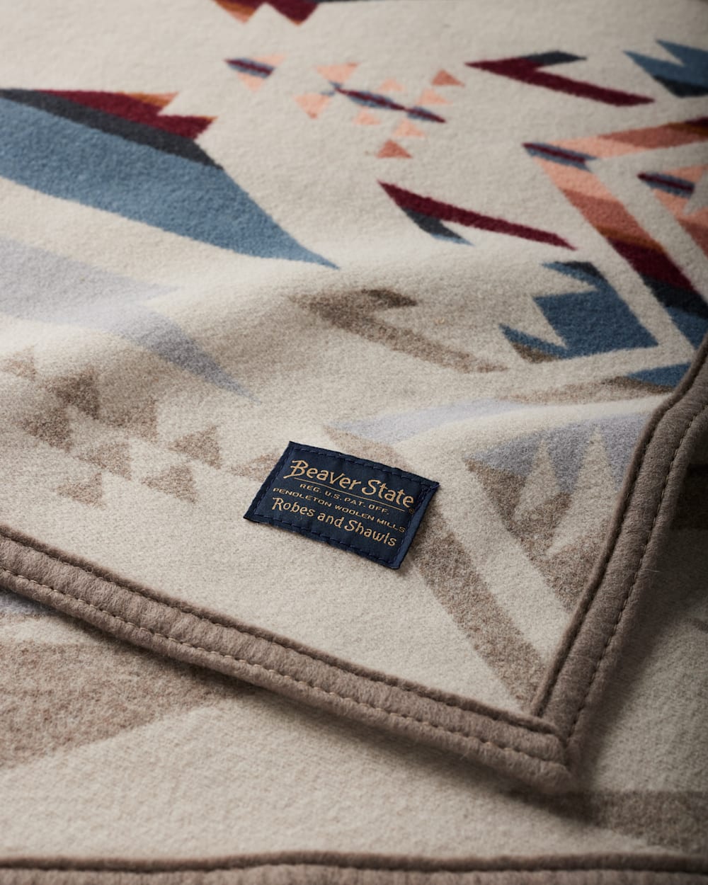 PENDLETON™️ WHITE SANDS TAN ROBE BLANKET