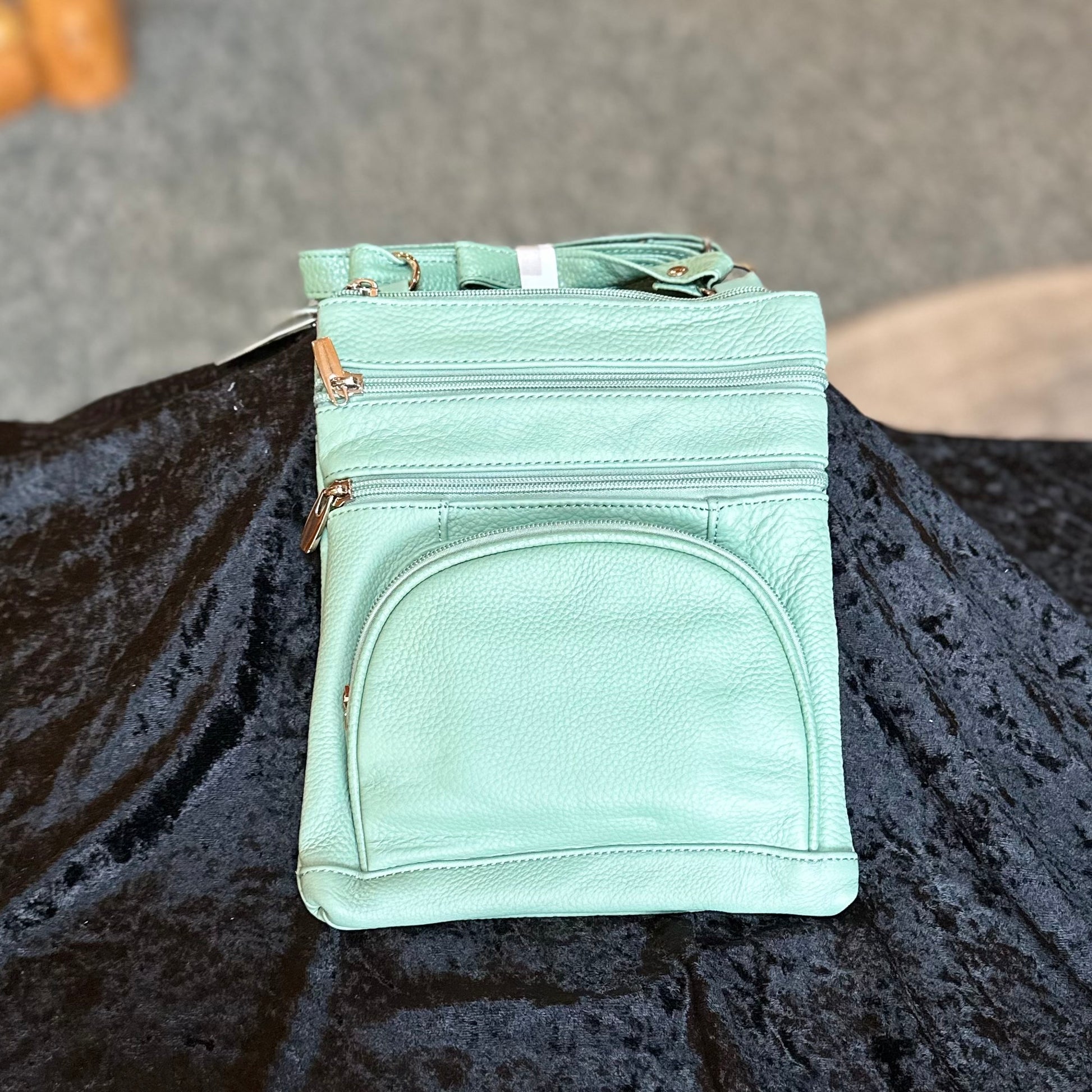 ITALIAN LEATHER CROSS BODY PURSE