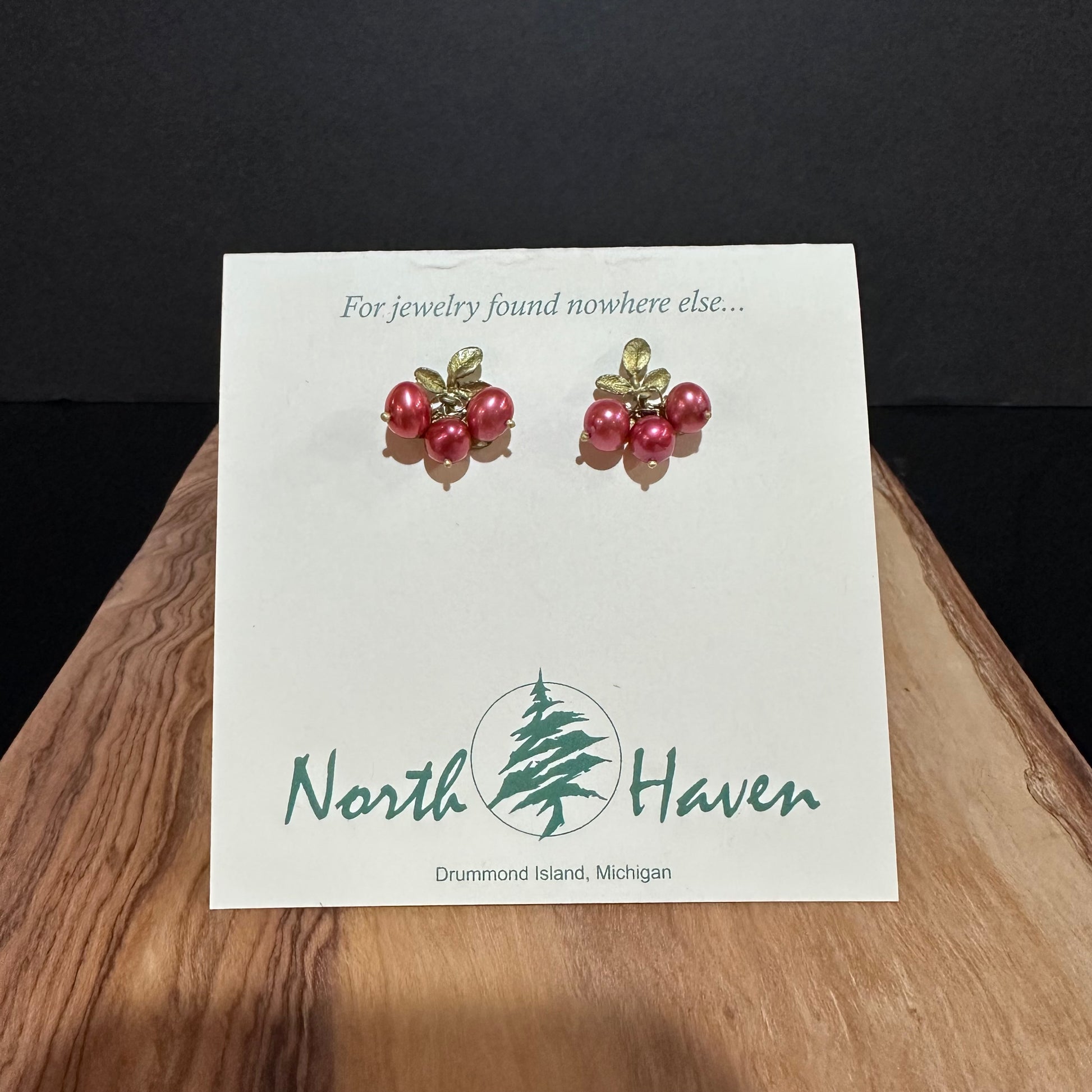 TRIPLE CRANBERRY STUD EARRINGS