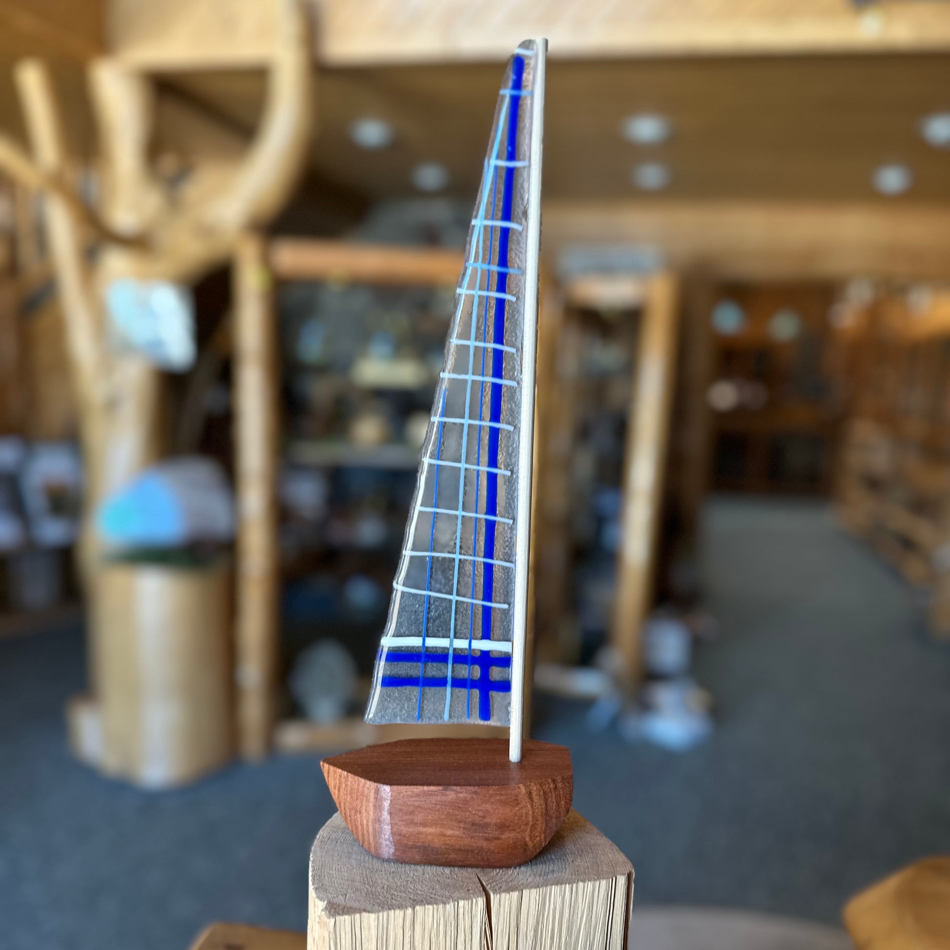 GLASS SAILBOAT LG