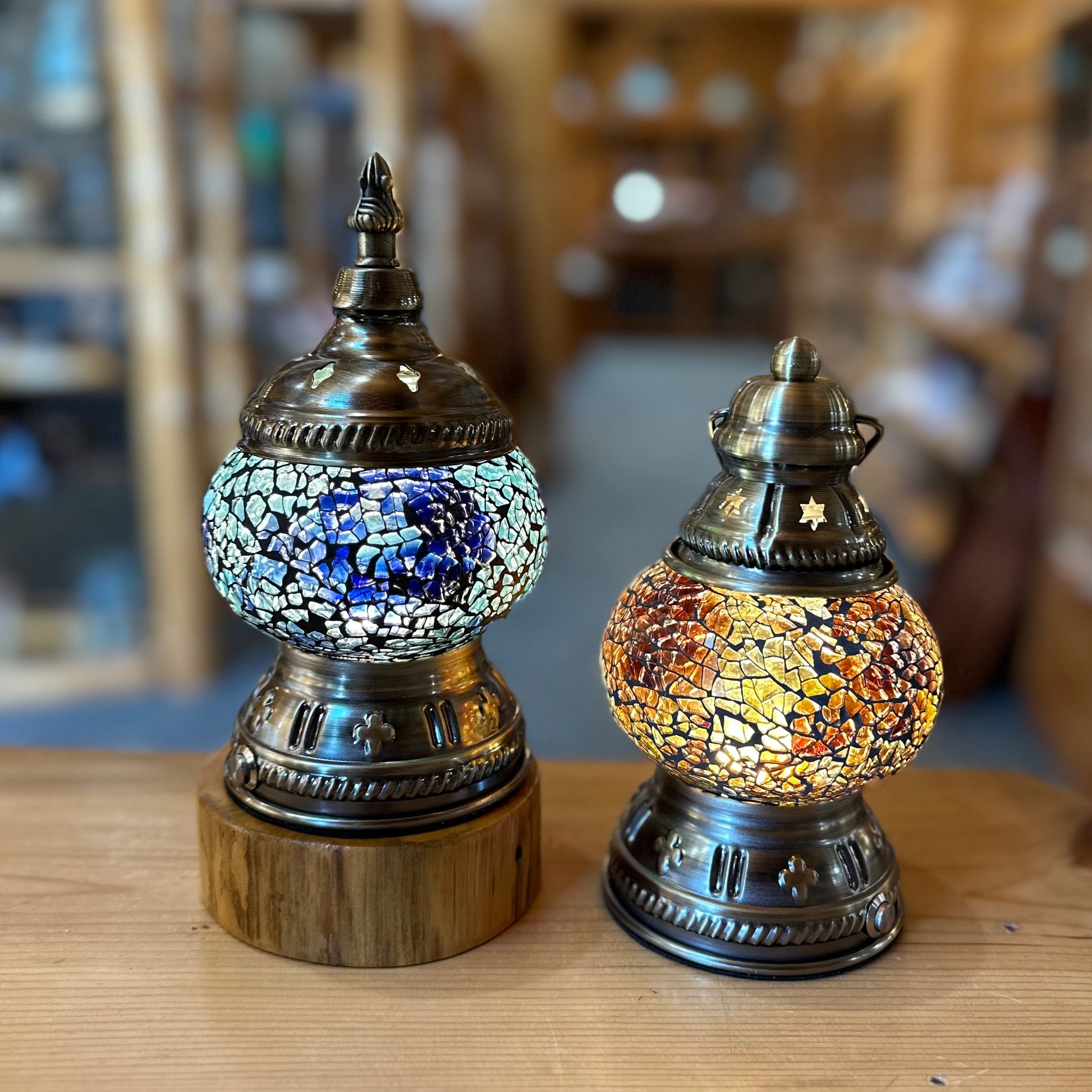 MOSAIC RECHARGEABLE 3 WAY GLASS LANTERN