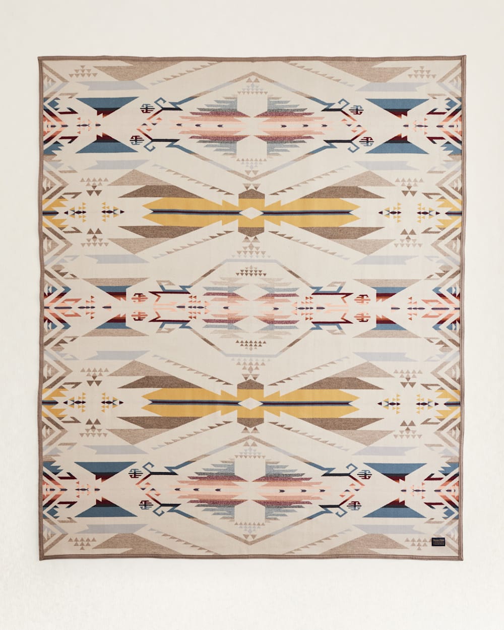 PENDLETON™️ WHITE SANDS TAN ROBE BLANKET