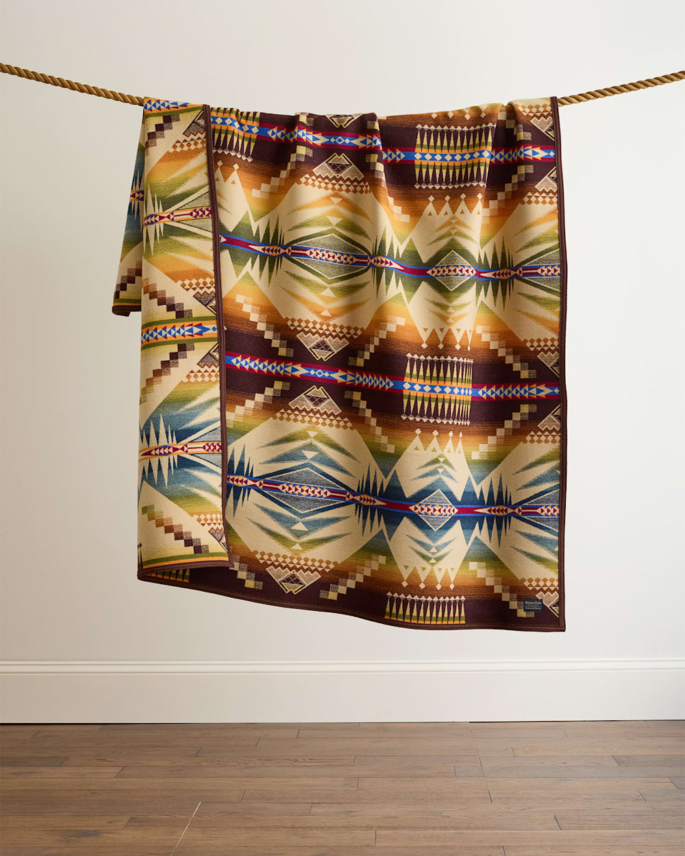 PENDLETON™️ MYSTIC LAKE ROBE BLANKET