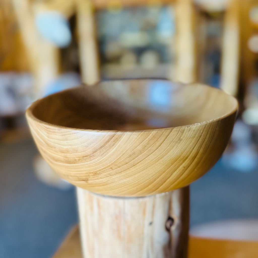 CARVED PATTERN ASH BOWL