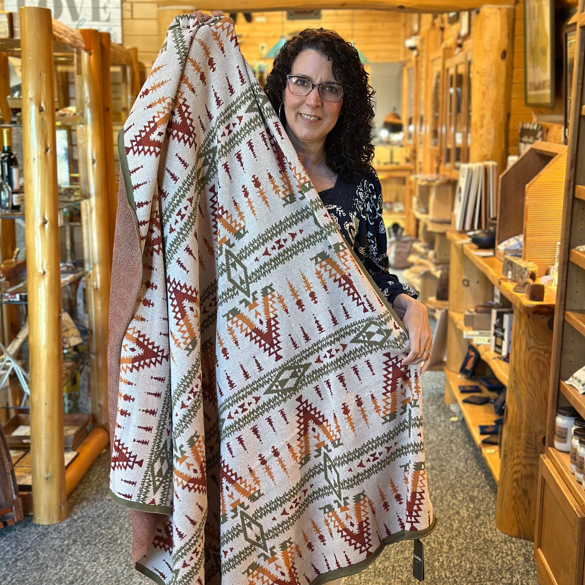 CANYON ECHO THROW