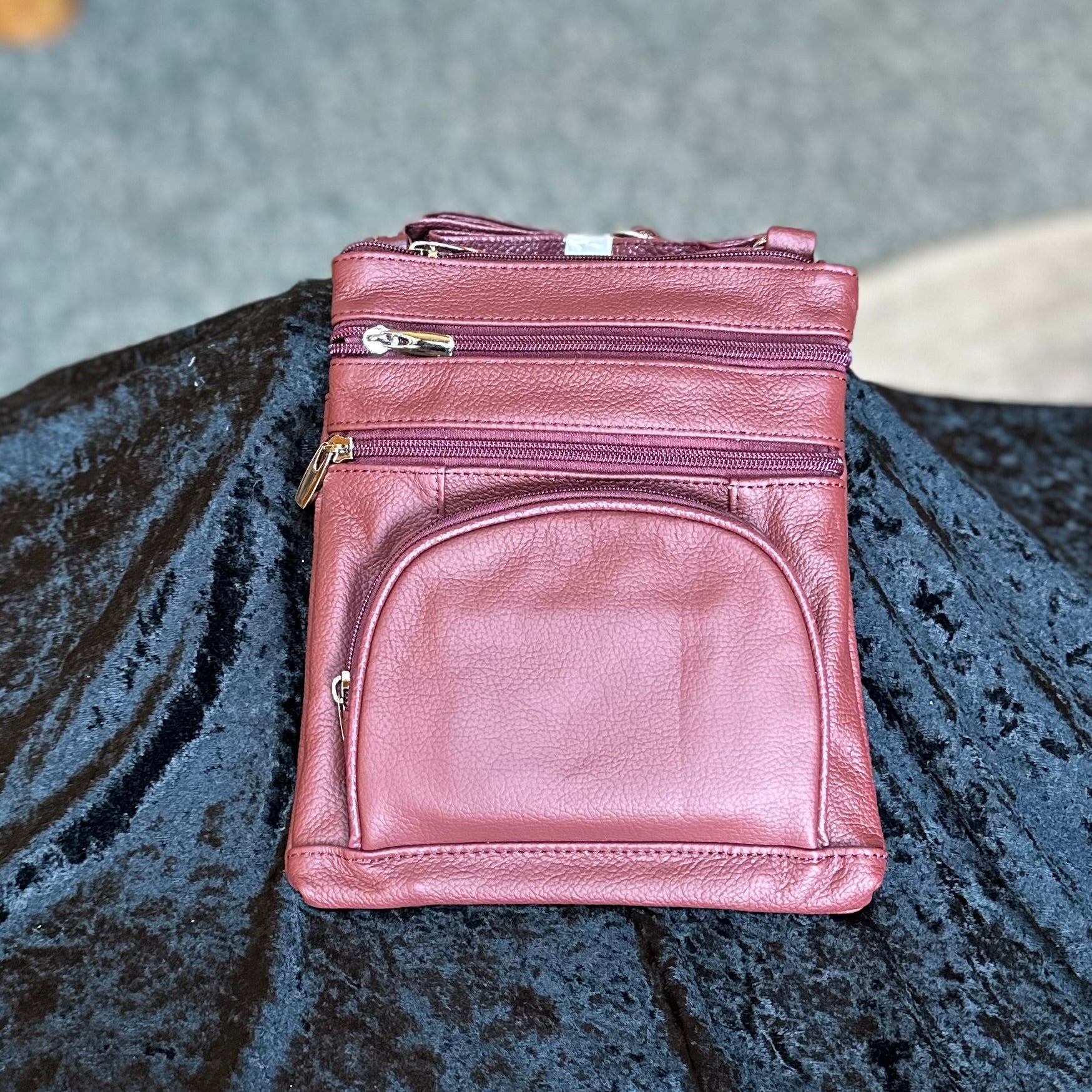 ITALIAN LEATHER CROSS BODY PURSE