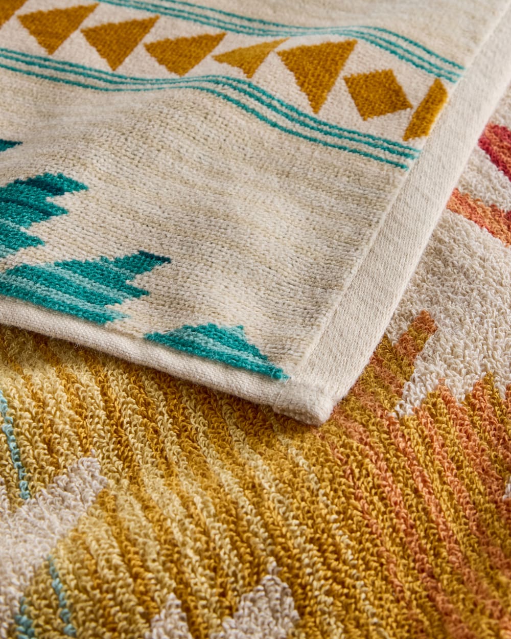 PENDLETON™️ OVERSIZED JACQUARD SPA TOWEL
