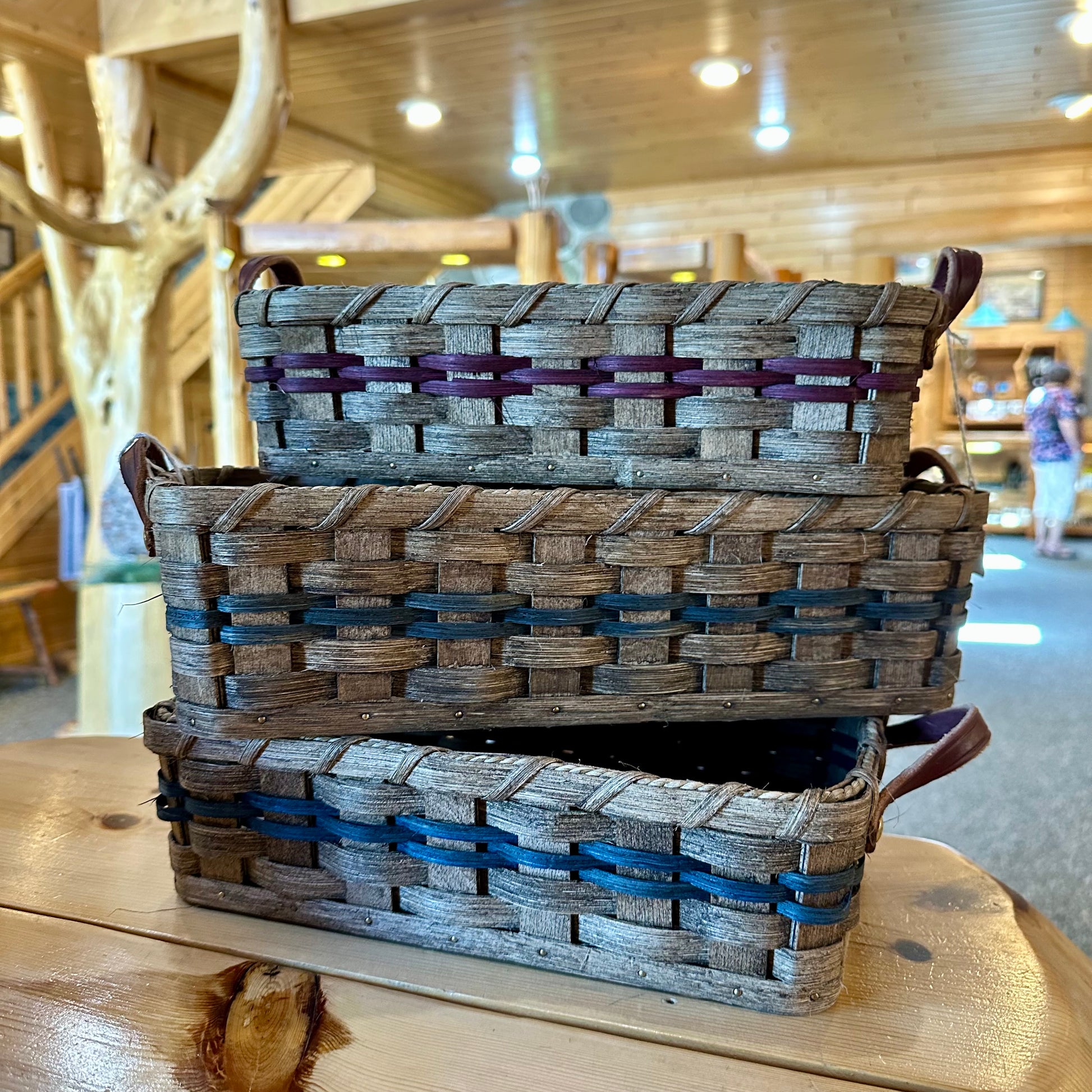 AMISH MADE DINNER ROLL/BREAD/CRACKER BASKETS W/HANDLES