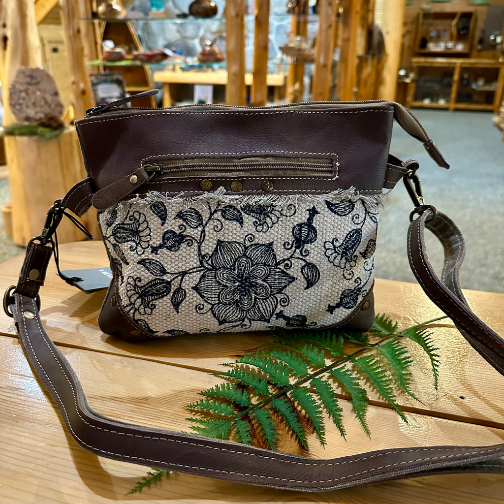 INKWILD VINTAGE CROSSBODY BAGS
