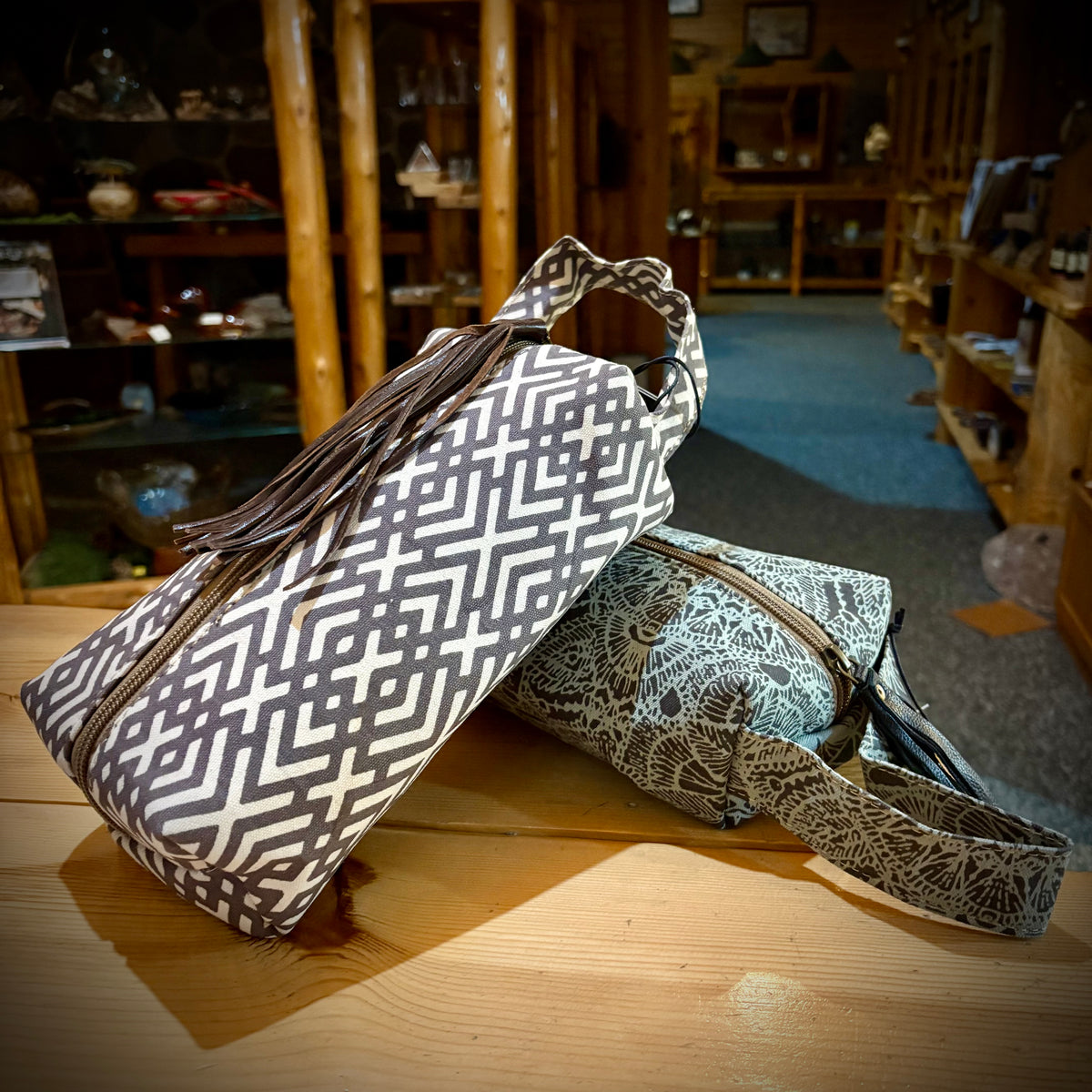 TOILETRY BAGS
