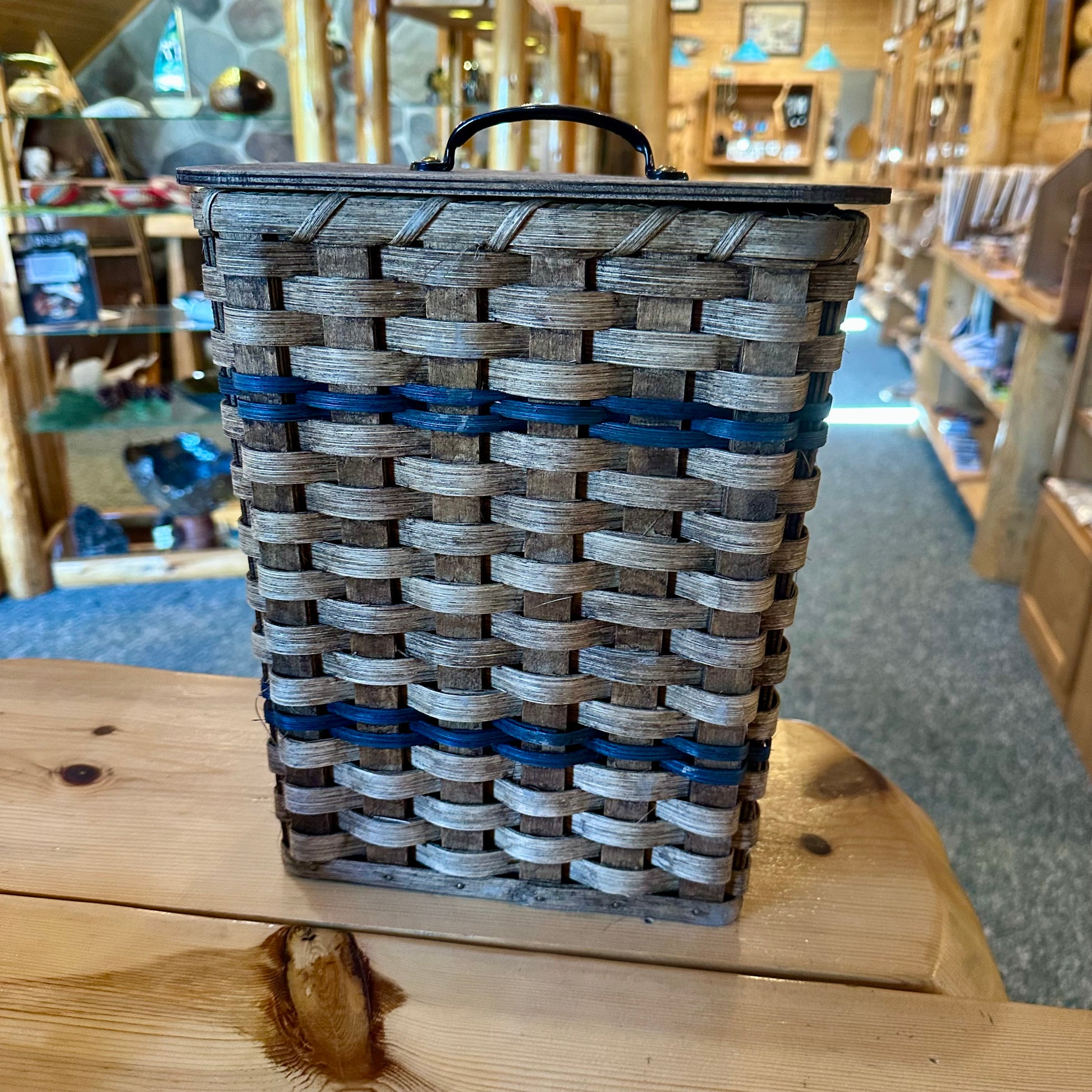 AMISH MADE MINI WASTE BASKET W/LID