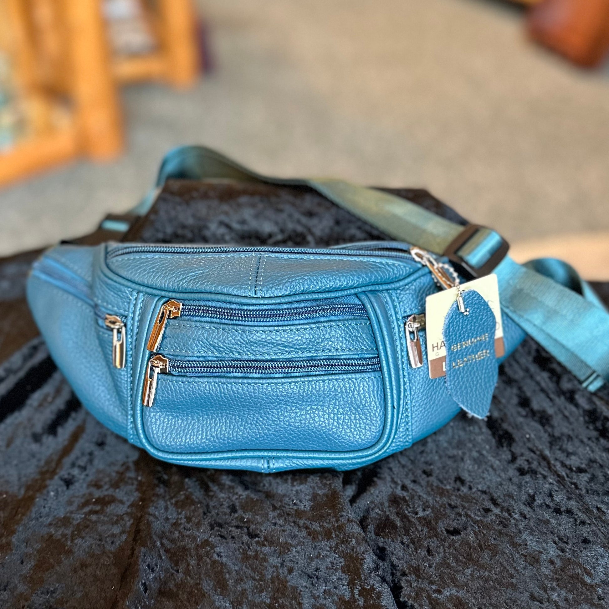 ITALIAN LEATHER SLING/FANNY PACK