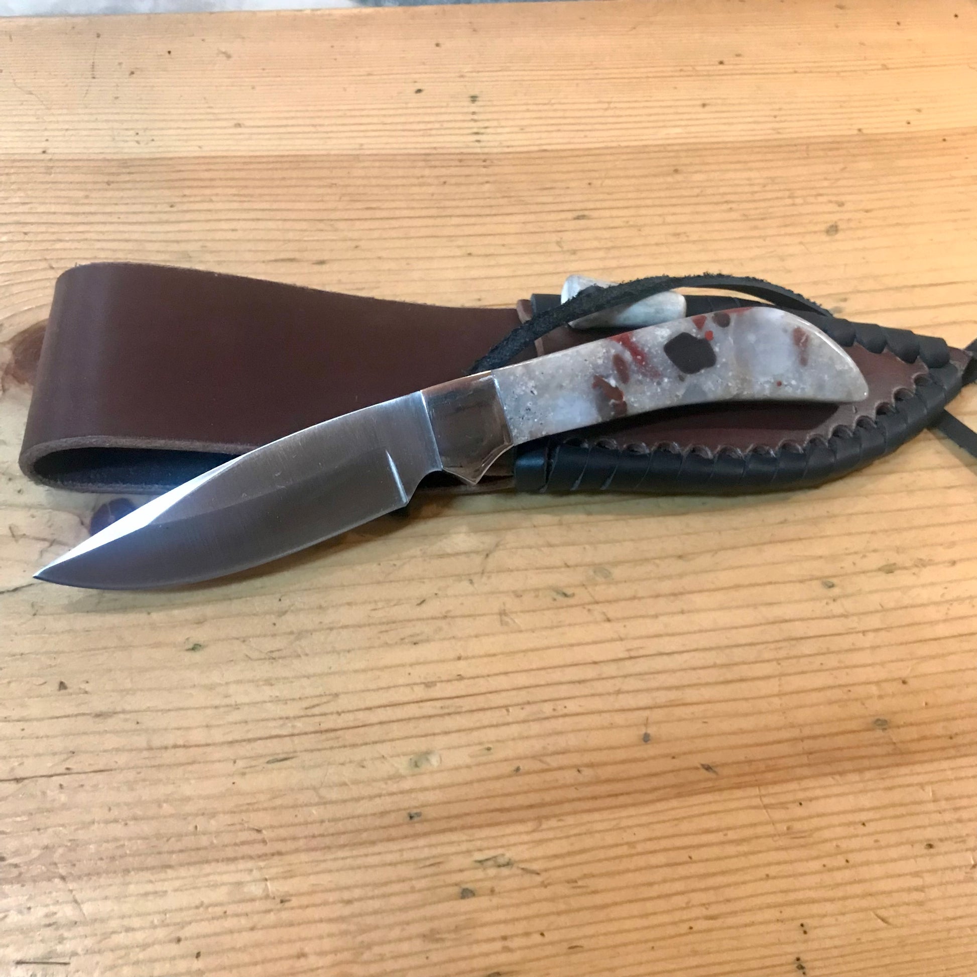 Satin Yellow Horse Knife