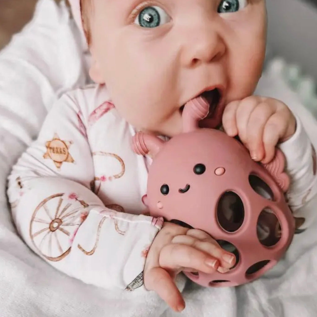 HONEY BEE TEETHER