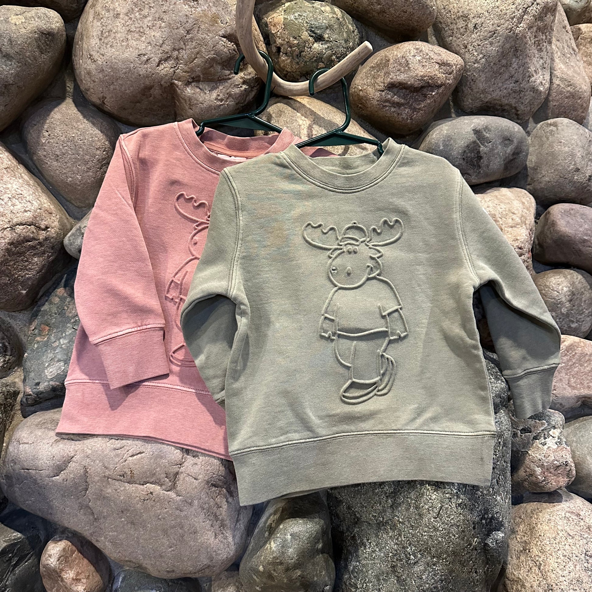 MOOSE EMBOSSED KIDS SWEATSHIRT