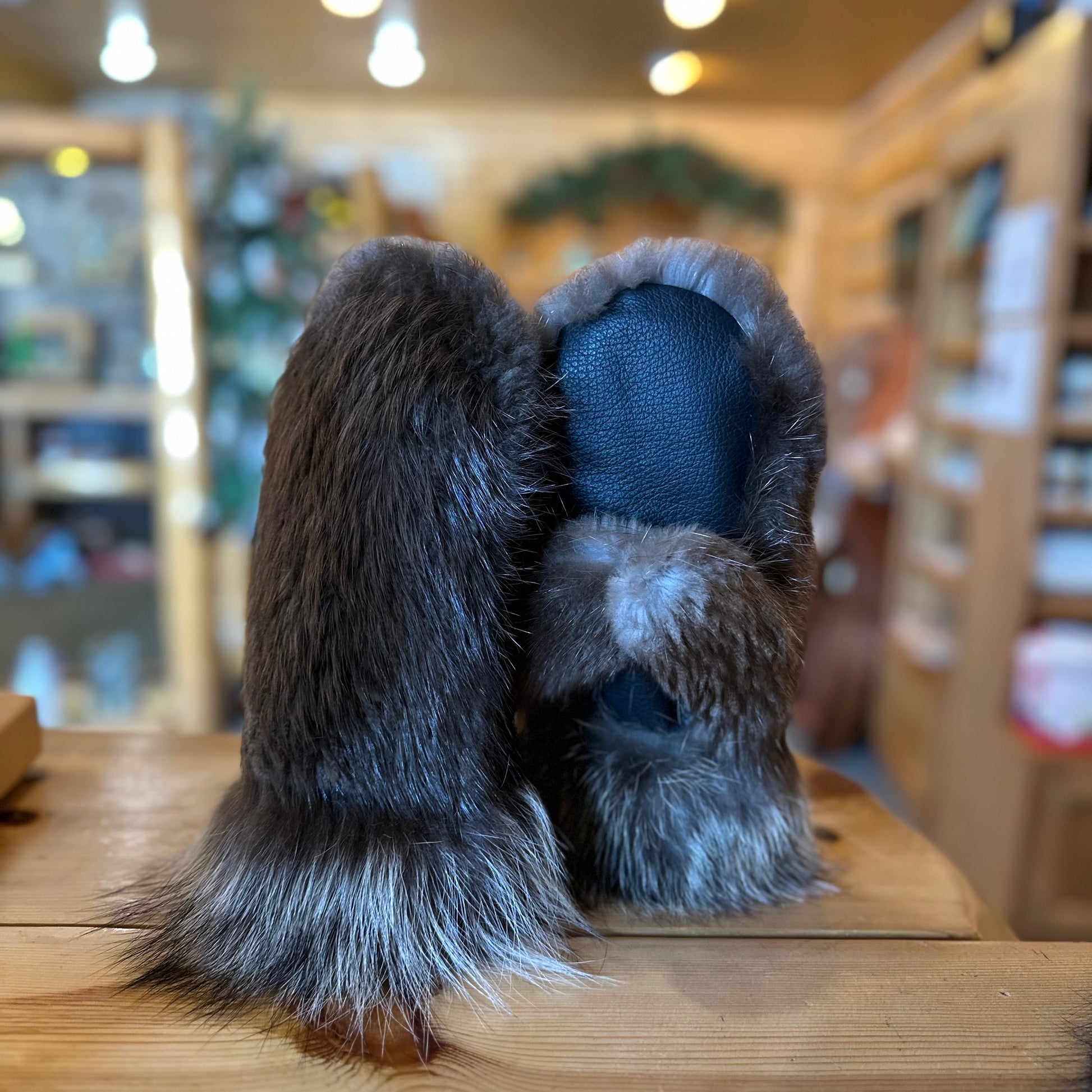 BEAVER/RACCOON MITTENS LADIES