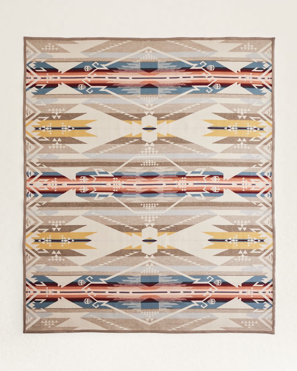 PENDLETON™️ WHITE SANDS TAN ROBE BLANKET