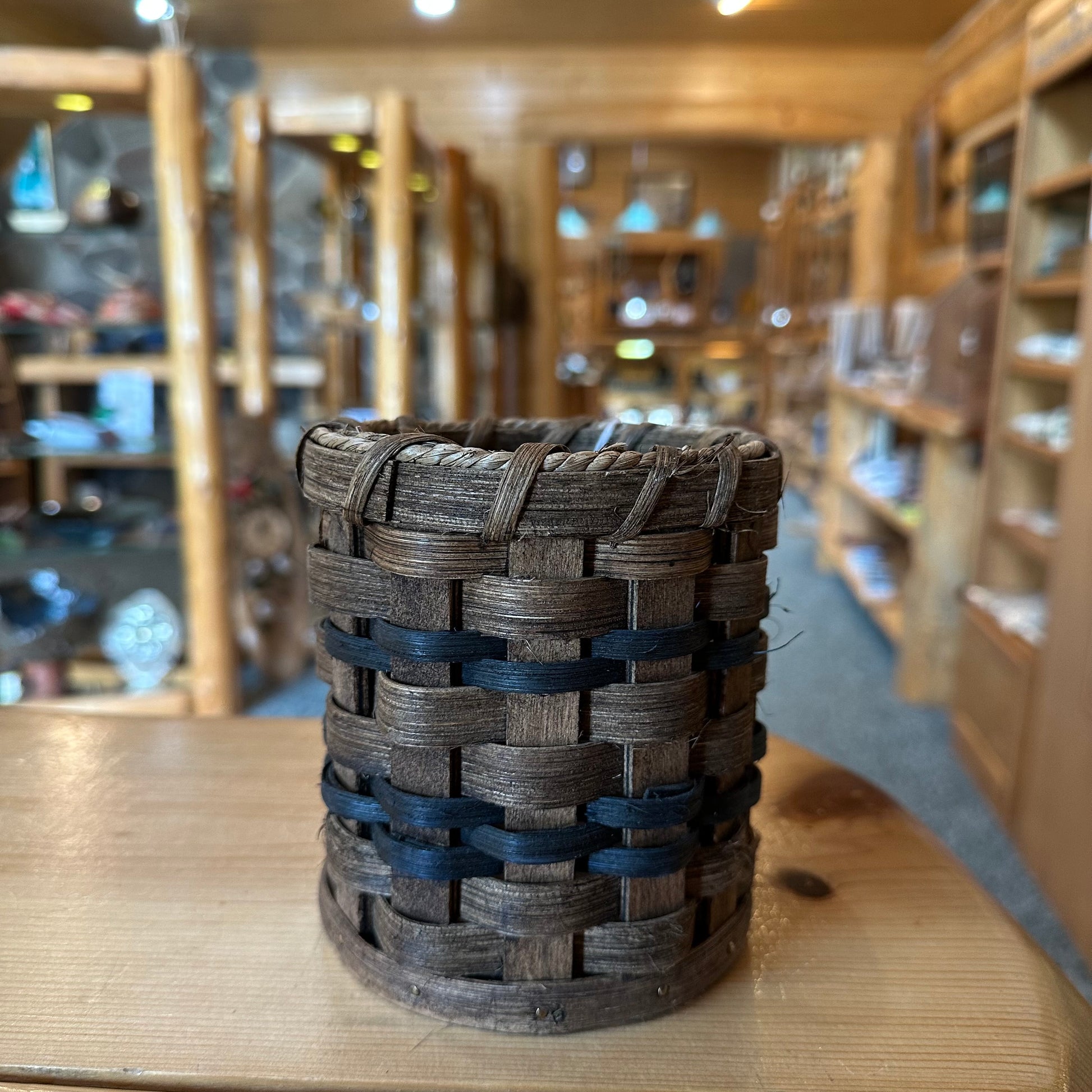AMISH MADE UTENSIL BASKET