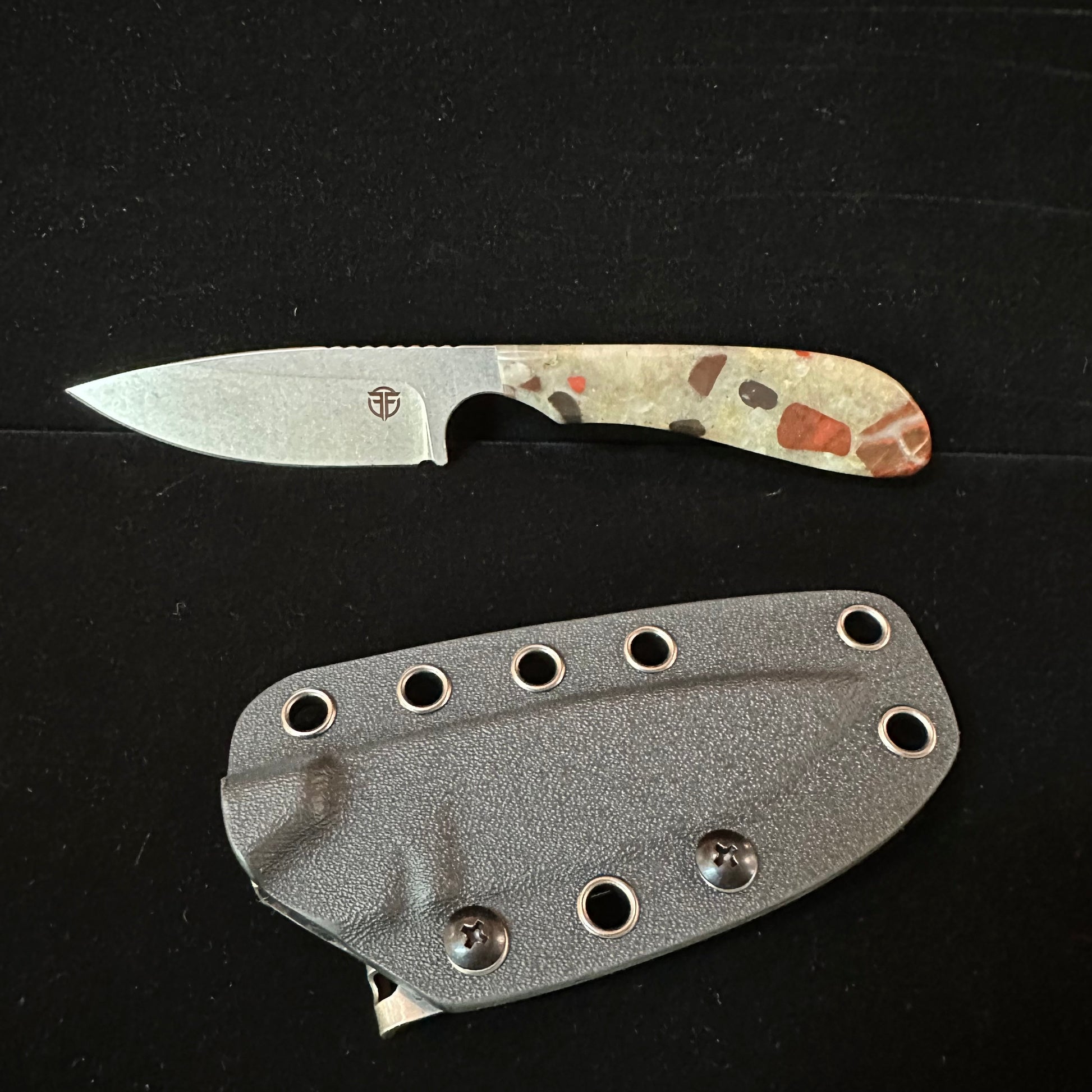 KNIFE W/POCKET CLIP